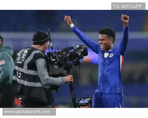 帕尔梅拉斯主帅赞罗克与恩德里克埃斯特旺同样出色的年轻球员