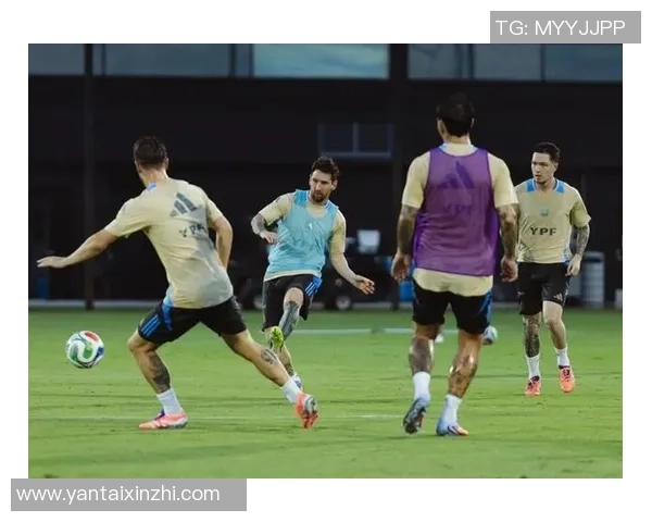 阿根廷队在迈阿密国际基地举行首场训练备战新赛季