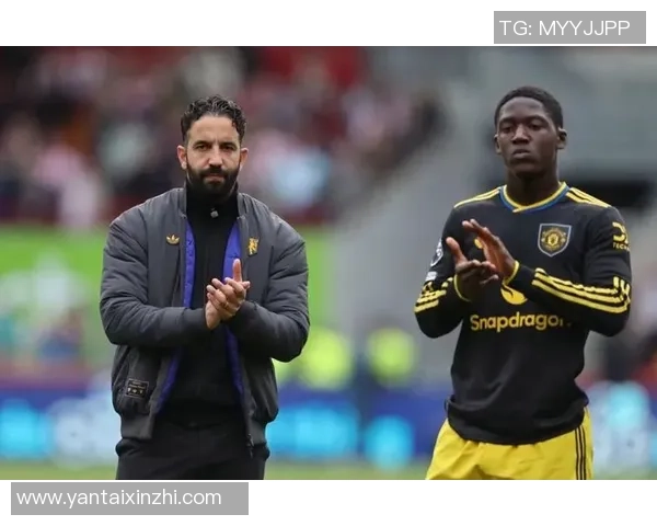 梅努姐姐晒笑容照片引发热议阿莫林下课后球队新篇章开启