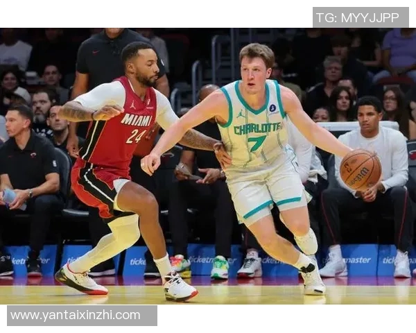 克尼佩尔表现积极尽管手感一般14投4中斩获18分罚球命中率高正负值显著提升 克尼佩尔表现积极尽管手感一般14投4中斩获18分罚球命中率高正负值显著提升