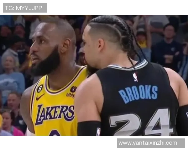 詹姆斯对狄龙犯规表示不满认为自己也曾因类似情况被罚T 詹姆斯对狄龙犯规表示不满认为自己也曾因类似情况被罚T