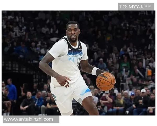 爱德华兹首节表现抢眼却因五次失误影响球队表现