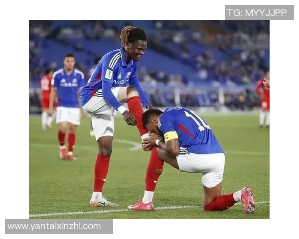 多哥球员让克劳德正式租借加盟上海海港足球俱乐部开启新征程