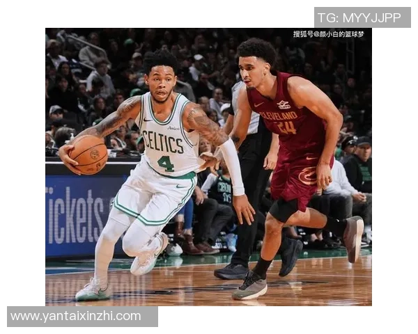 安芬尼西蒙斯半场表现惊艳8中6三分5中3独揽16分助球队领先 安芬尼西蒙斯半场表现惊艳8中6三分5中3独揽16分助球队领先